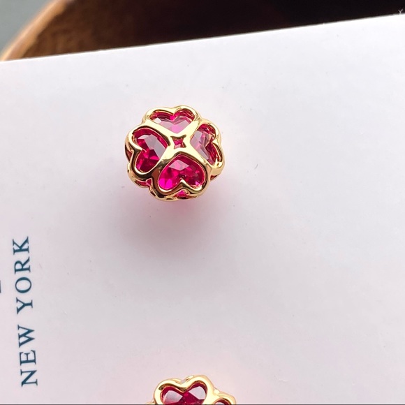 NWT Kate Spade Sparkly Stud Cubic Zirconia Crystal Heart Earrings - Picture 6 of 7